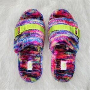 NWT UGG Slippers Platform Fluffita Pixelate Women Plush Multi Color Size 7